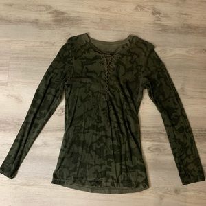 Affliction Standard long sleeve top M